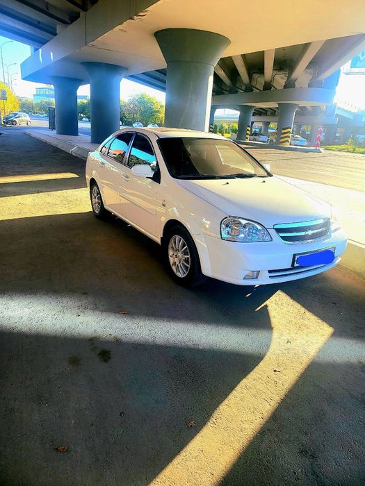 Lacetti sotiladi 2013 yil.