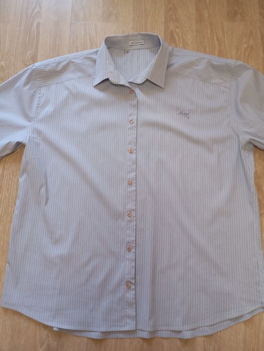 Мужская рубашка. Цена 2000 ТГ.