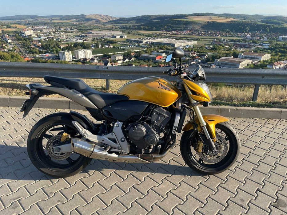 Motocicleta Honda Hornet PC 41