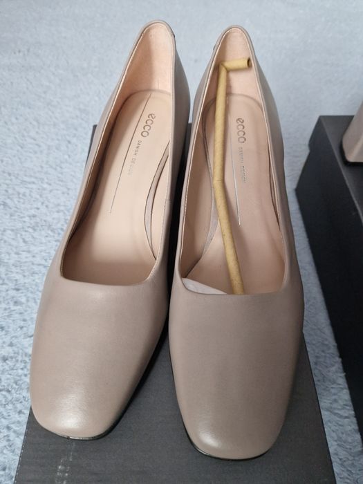 Noi! Pantofi cu toc Ecco, 39