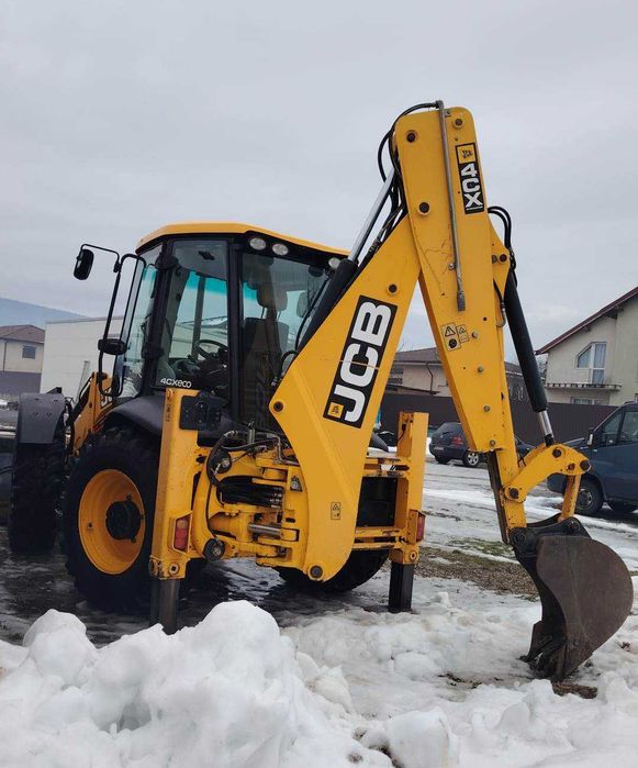 Buldoexcavator JCB 4CX