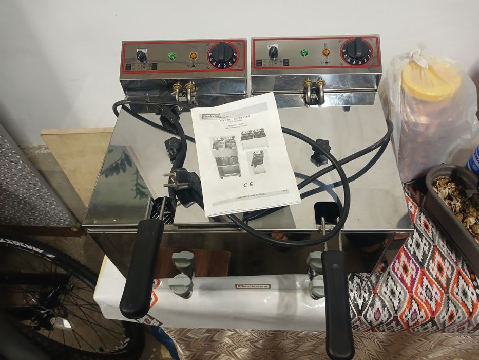 Фритюрница новый beekers 8+8