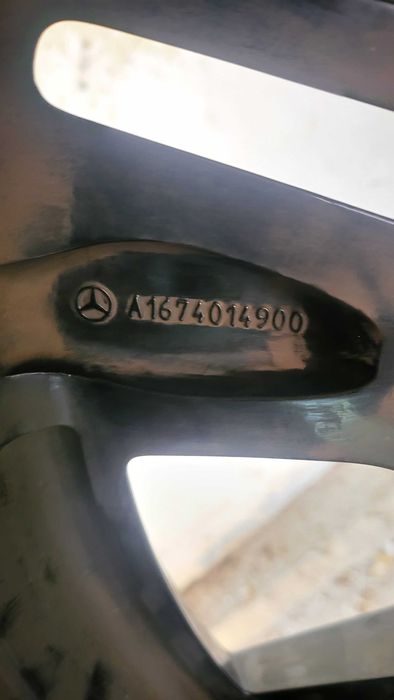 Джанти и гуми ОРИГИНАЛНИ 20 цола за Mercedes-Benz