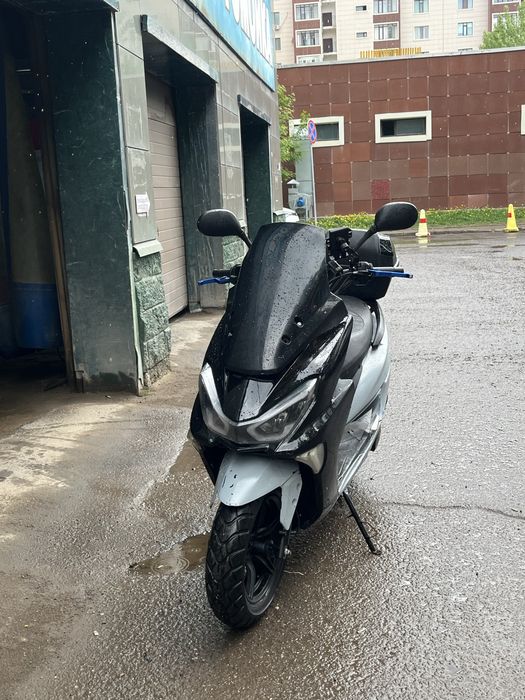 Мопед Maxi 175cc Li Ya