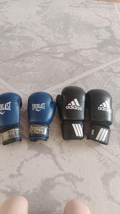 Продам перчатки ..