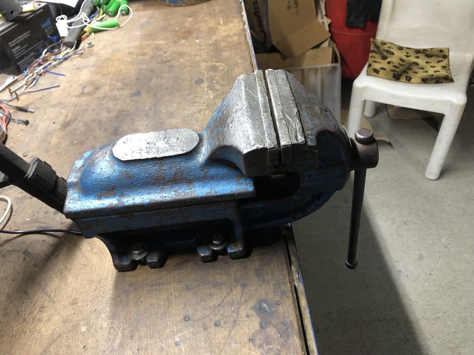 menghina nemteasca de 125mm  in stare perfecta