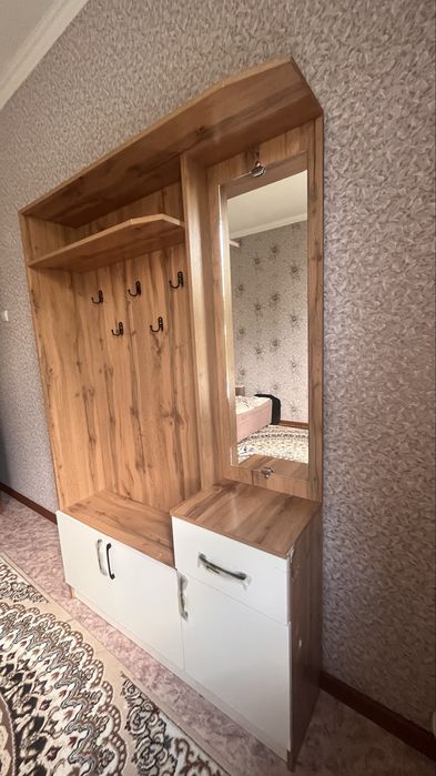 Продам шкаф для прихожки