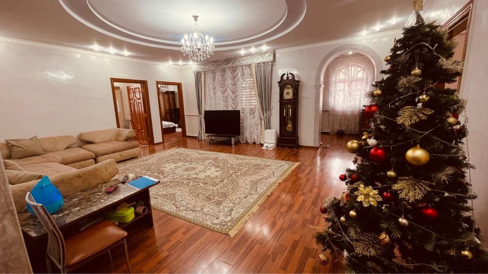 Продажа коттеджа в элитном районе