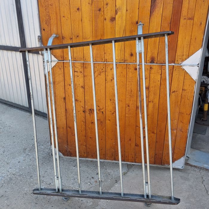 Багажник для легкового автомобиля