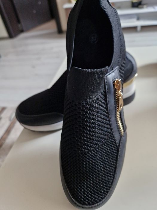 Дамски обувки , боти и ботуши