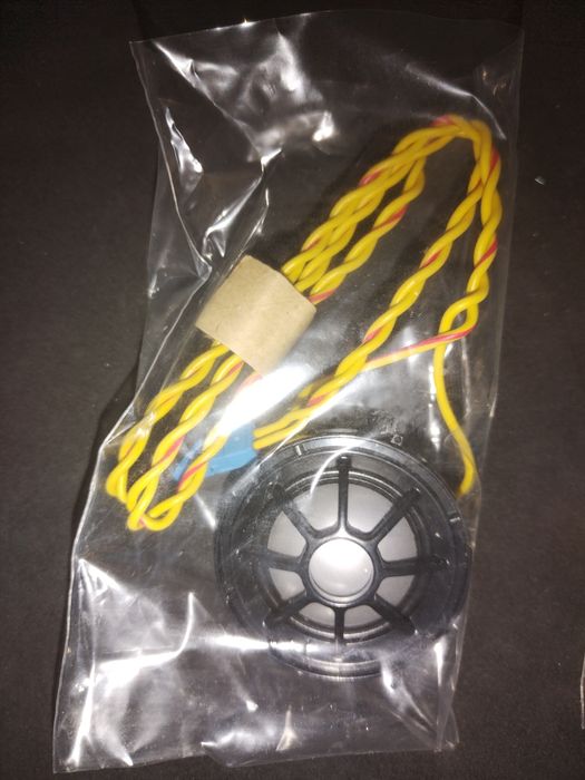 Ultimele bucati.Vand  Tweeter in portiere Harman Kardon original BMW