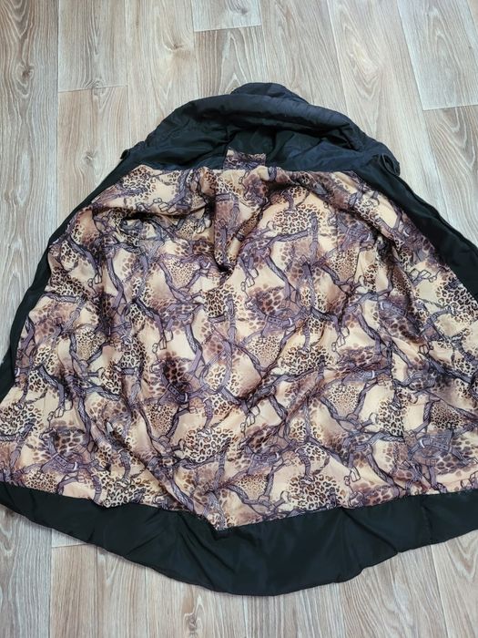 Продам куртку в хорошем состоянии