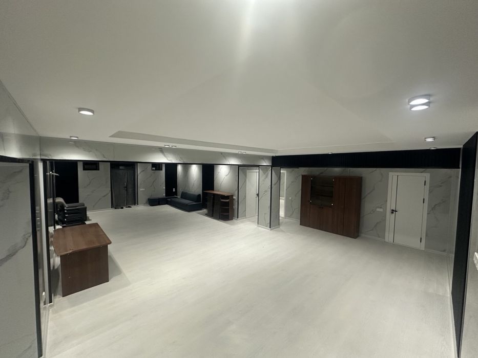 Сдаётся в аренду только подвал — коммерческое помещение 125 м²