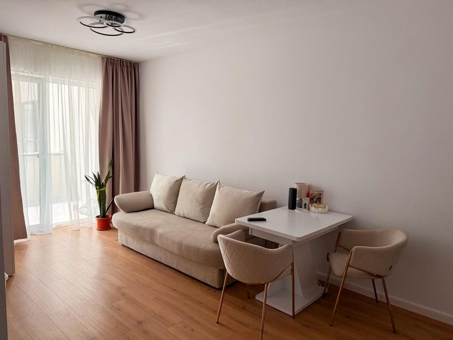 Inchiriez apartament cu parcare subterana 550 euro