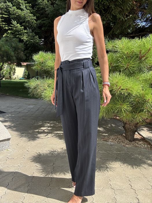 Pantaloni Kiabi - marimea xs , noi cu eticheta
