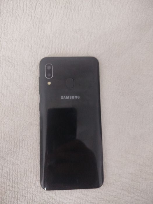 Samsung a20 sotiladi
