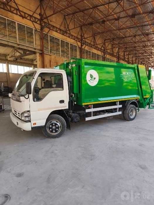 Мусоровозы 7+1 Isuzu  NPR 82  CNG