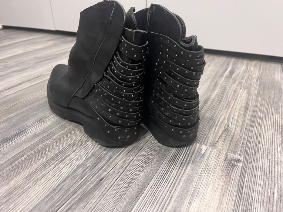 Дамски боти от естествена кожа