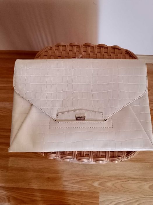 Чанти на различни цени