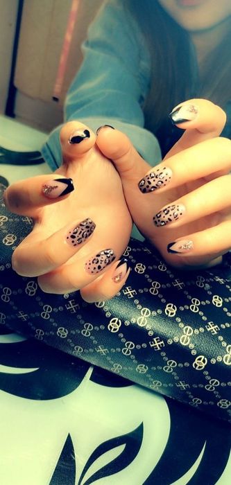 Маникюр и педикюр с покрытием гел лака.