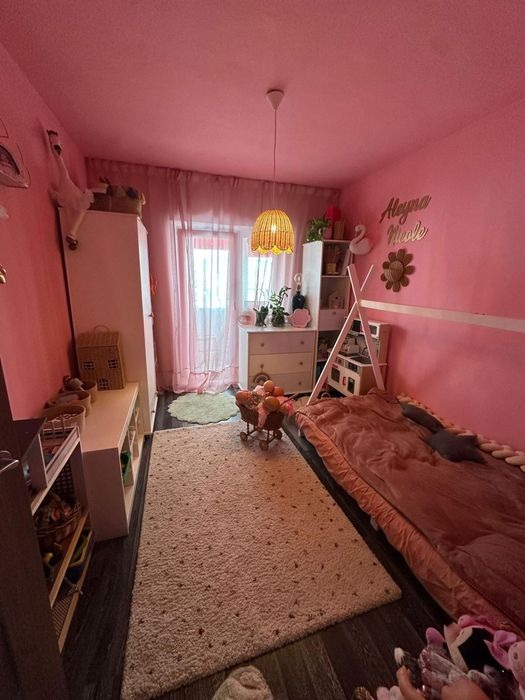 Apartament 4 camere proprietar