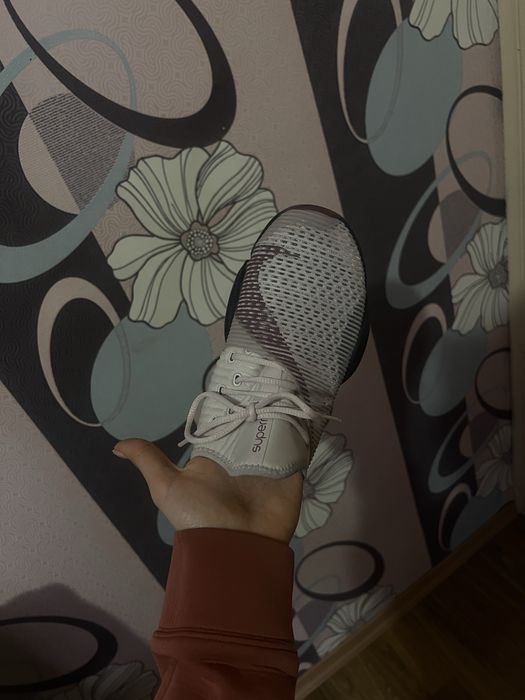 Маратонки Nike superrep