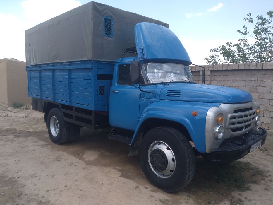 Zil 130 sotiladi