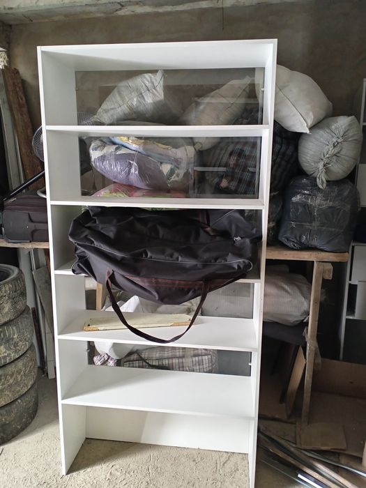 Продам торговый стеллаж для одежды