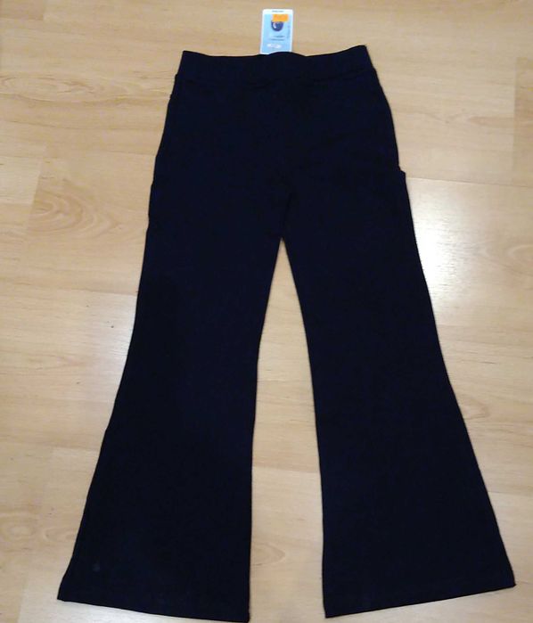 Нов панталон/клин панталон р.122 см.