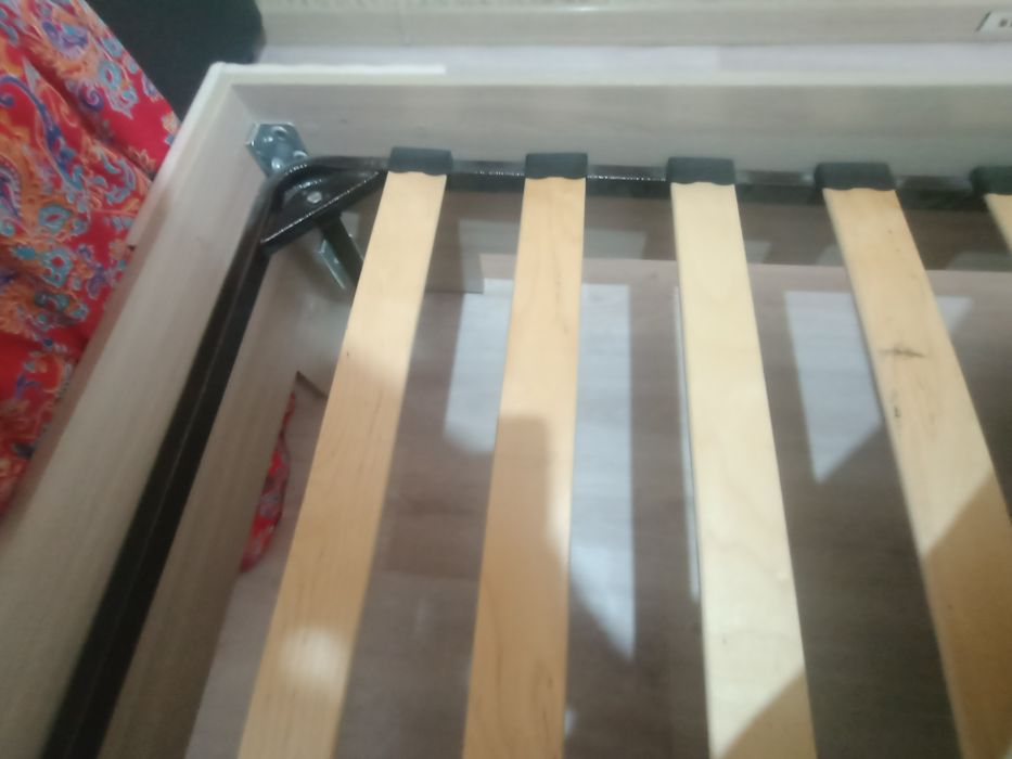 Двухспальный кровать с подъёмом и матрасом