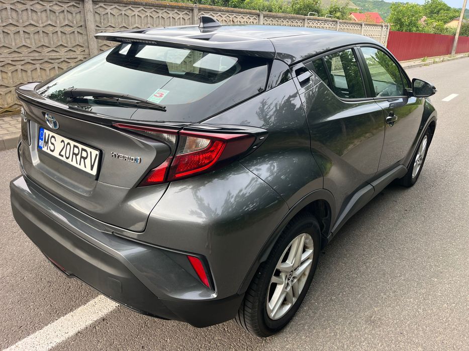 Toyota C-hr hybrid fabricatie 2020 , proprietar 81000 km