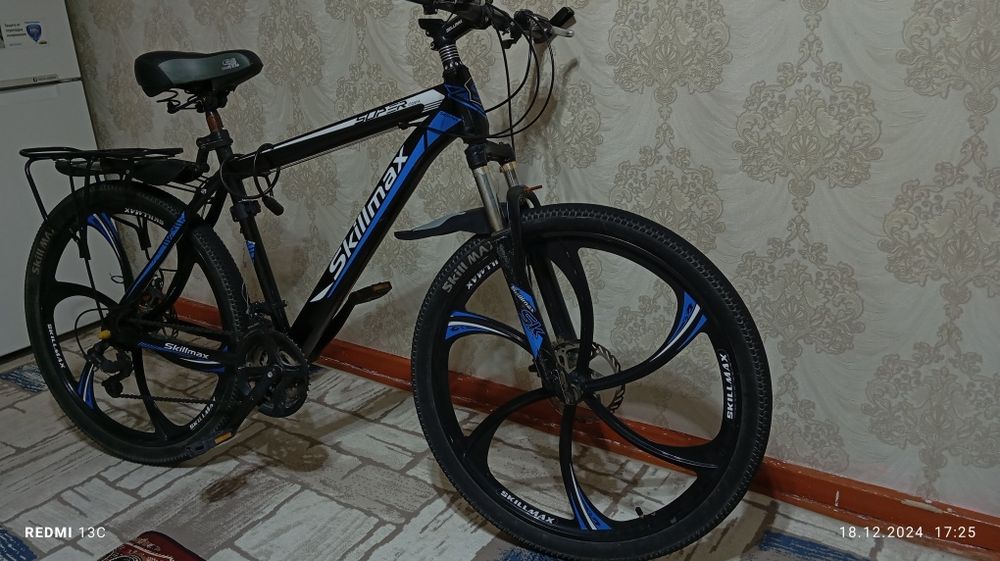 Продам велосипед в отличном состоянии. Спортивные вариант