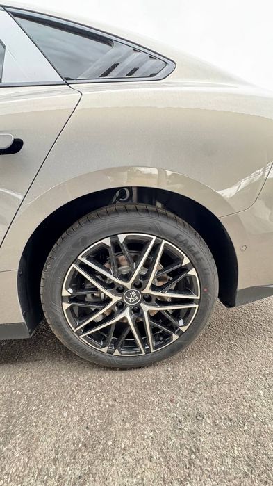 Byd han 635 km.Srochna
fulli bez probeg 
2025/2026 Restyling
massaj xo