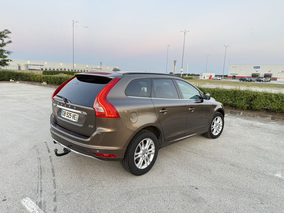 VOLVO XC60 2014 — imagine 5
