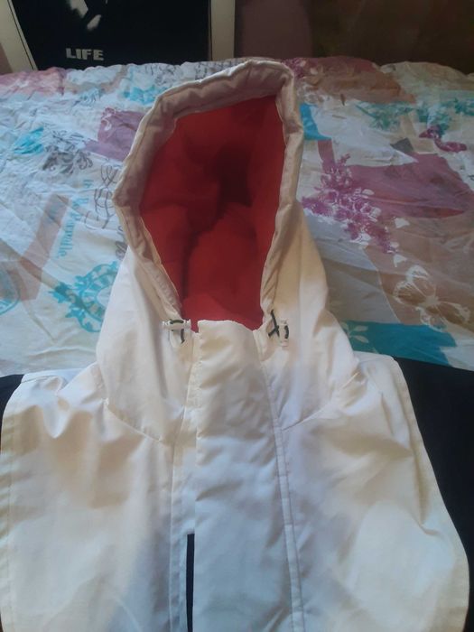 Яке с качулка Zara без следи от употреба