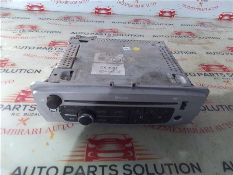 cd player renaut megane 3 an fabr. 2011