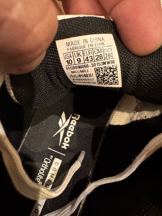 Reebok номер 43 28 см