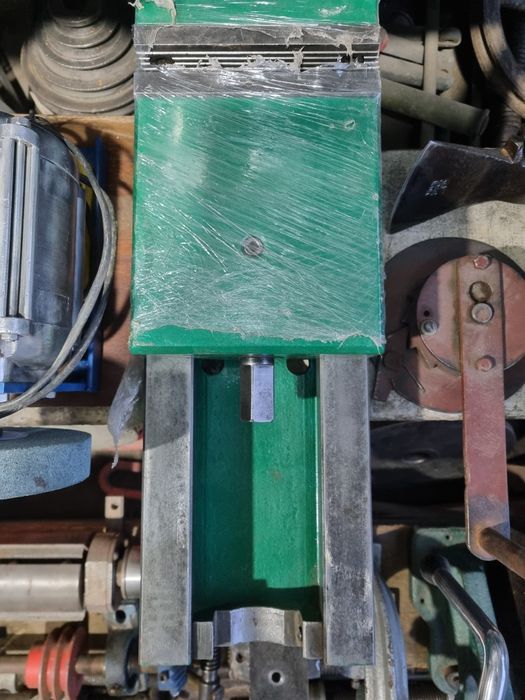 тиски станочные.