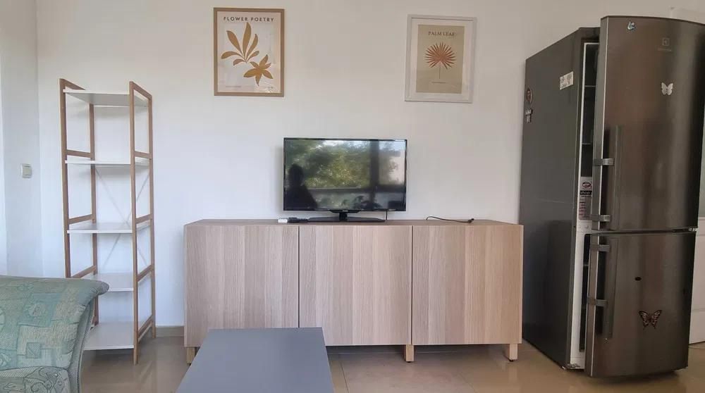 Дава се под наем Двустаен апартамент в Пловдив, Център - 50 кв.м за 375 € - Снимка #1