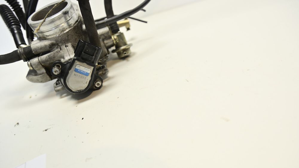 Rampa De Injectie Aprilia RSV 1000 R 2004 - 2010