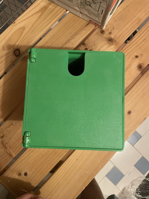 Кутия за вграждане с кран за градина