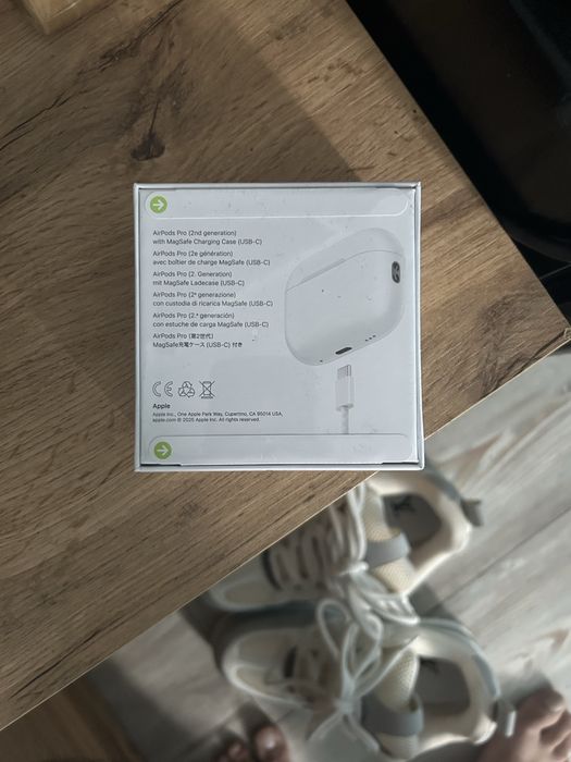 Casti iphone noi sigilate