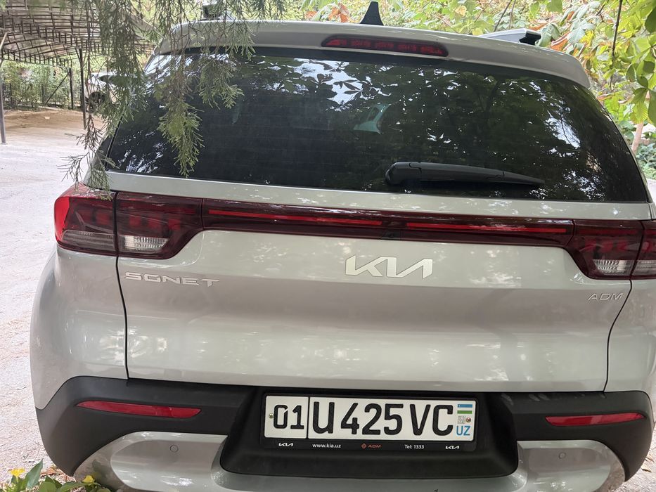 Kia sonet 2025 (2 позиция) 17.000 пробег