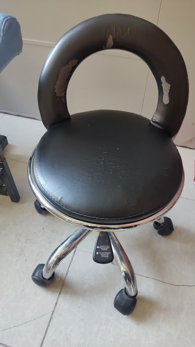 Стул для мастера