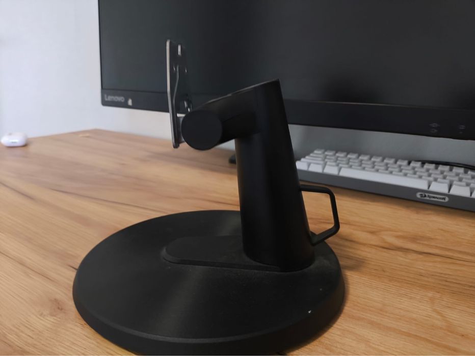 Монитор Lenovo С27-40 В отличном состоянии