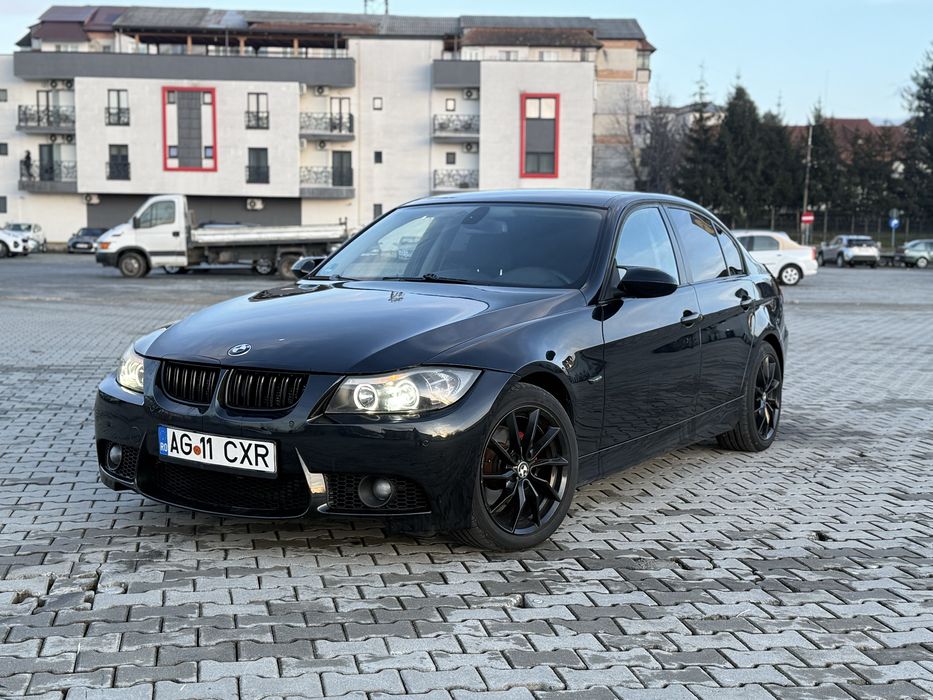 BMW Seria 3 E90 -320D,Navigatie,Incalzire in scaune , propietar