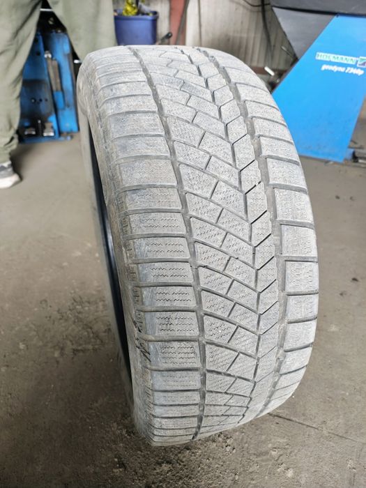 Continental 225 50 18 iarna runflat