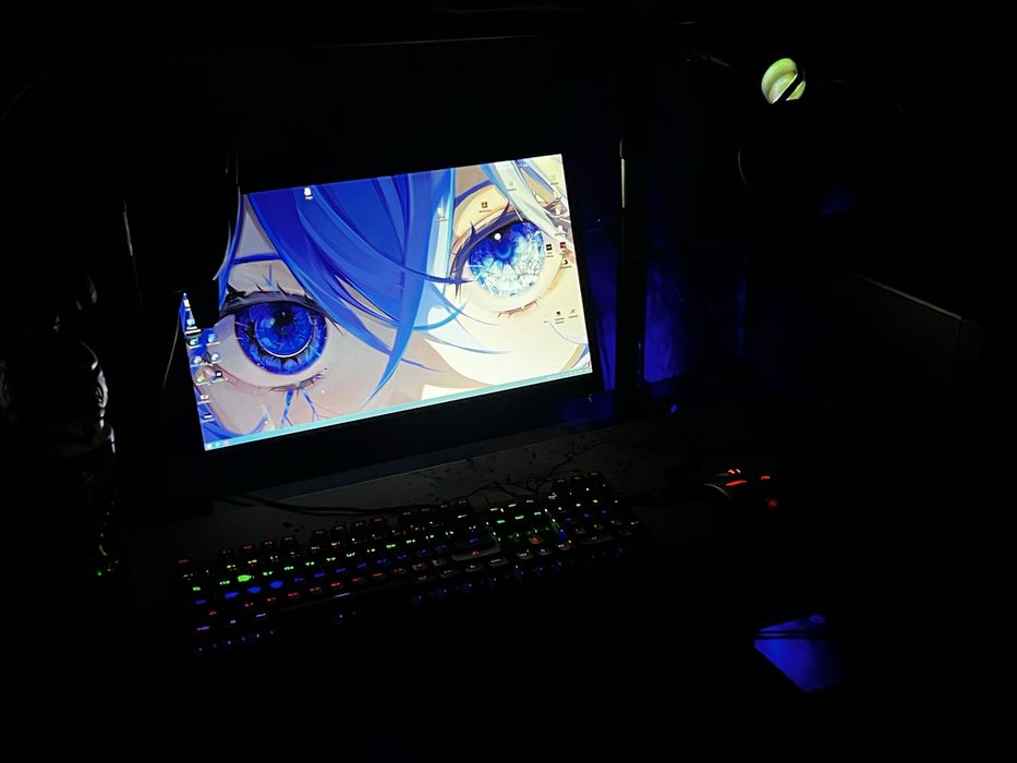 PC + Iphone 13 pro max