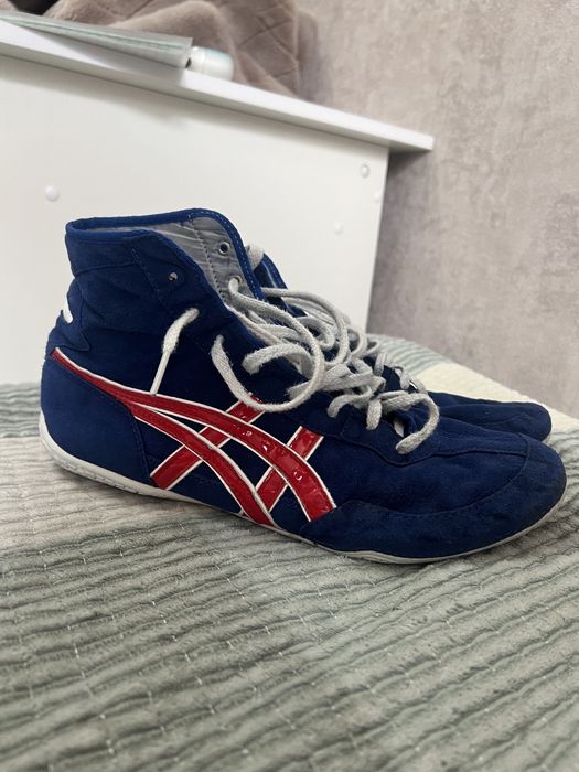 Борцовка asics tiger