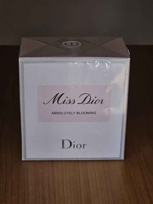 Miss dior absolutely blooming